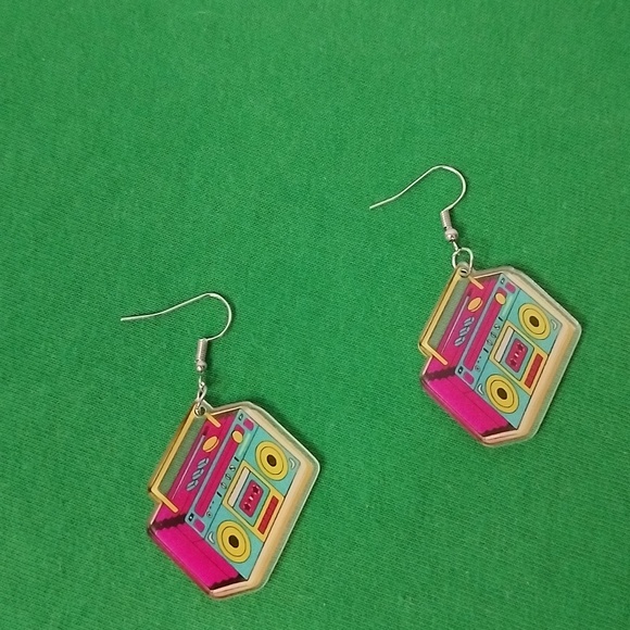 Multicolor Radio Pierced Earrings - Picture 3 of 3